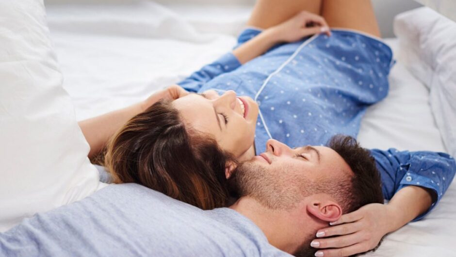 Πόσα χρόνια νεότεροι φαίνονται όσοι κάνουν συχνά σεξ