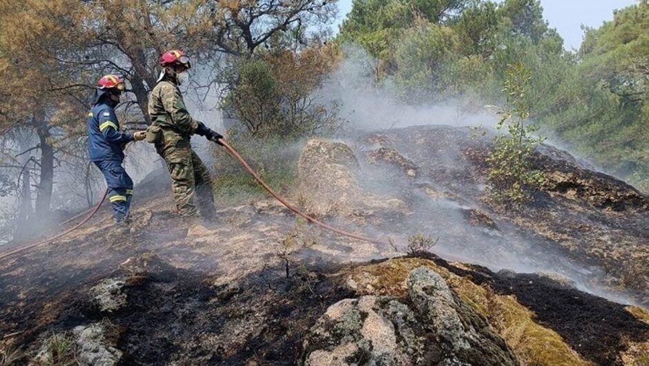 Ολονύχτια μάχη στα μέτωπα σε Άνδρο και Έβρο – Επί ποδός οι επίγειες και εναέριες δυνάμεις