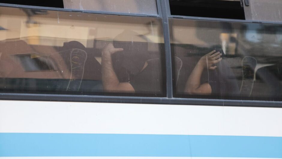 Χουλιγκανικός τουρισμός, η νέα «αναπτυξιακή» πρόταση της κυβέρνησης Μητσοτάκη
