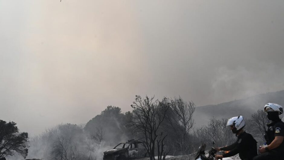 Περιβάλλον / Ντόμινο καταστροφής με καύσωνες, πυρκαγιές, πλημμύρες, κατολισθήσεις, ερημοποίηση