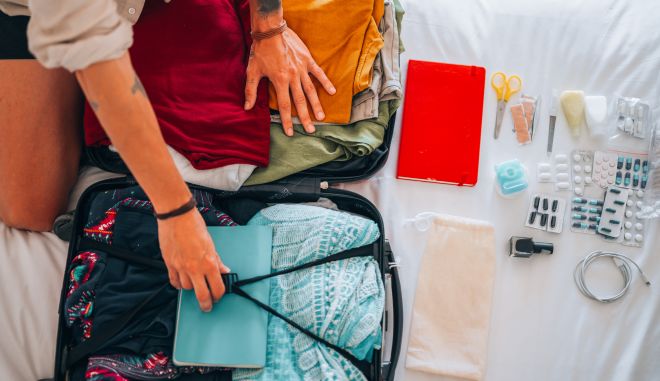 Πρώτες Βοήθειες: Τι θα πρέπει να περιλαμβάνει το φαρμακείο για τις διακοπές