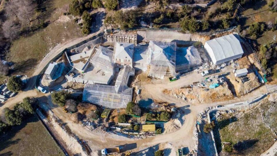 Έγκλημα στο Πάπιγκο / Πράσινο φως για τις βίλες μέσα στον πυρήνα Βίκου του Εθνικού Πάρκου Βόρειας Πίνδου