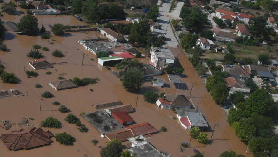 Φόβοι για τη δημόσια Υγεία: Κίνδυνος μολυσματικών ασθενειών μετά τις πλημμύρες στη Θεσσαλία