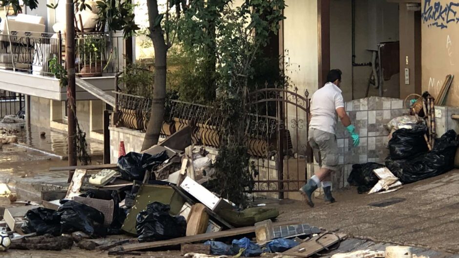 Απελπιστική η κατάσταση στη συνοικία του Αγίου Θωμά στη Λάρισα – Βρωμιά, δυσωδία, θυμίζει απέραντη χωματερή (φωτό)