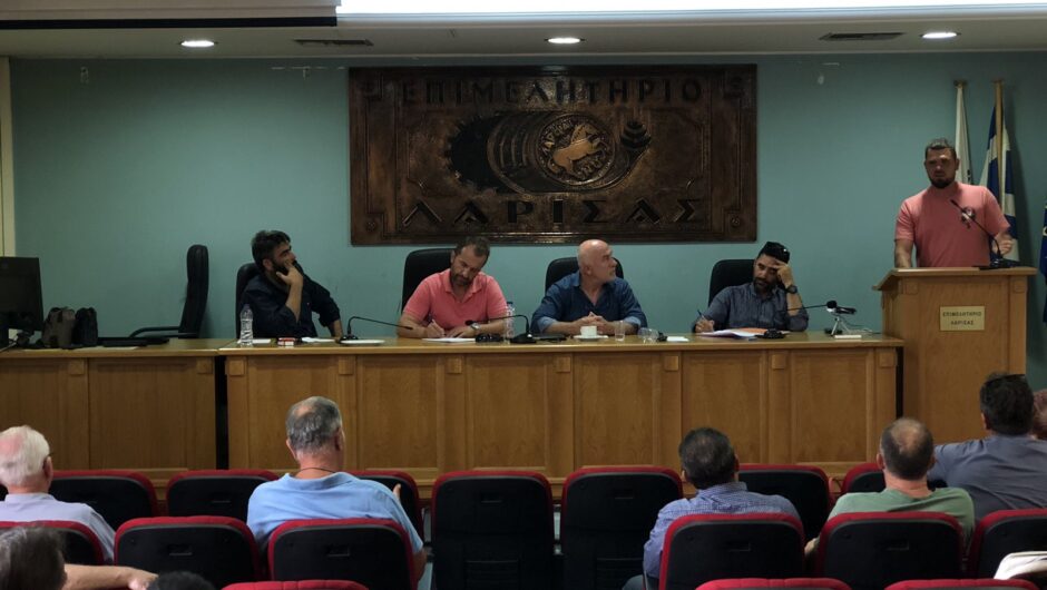 Κραυγή αγωνίας από τους μελισσοκόμους της Θεσσαλίας: Οι πλημμύρες κατέστρεψαν το 80% της μελισσοκομίας (φωτό – βίντεο)