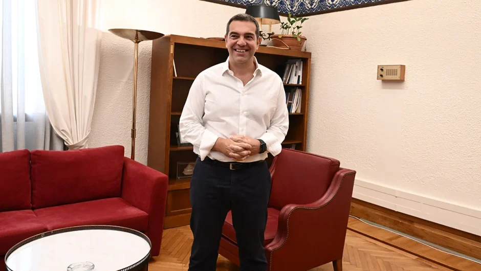Τσίπρας σε δημοσιογράφους: Δεν θα σας αφήσουμε να πλήξετε, όχι εγώ, ο ΣΥΡΙΖΑ