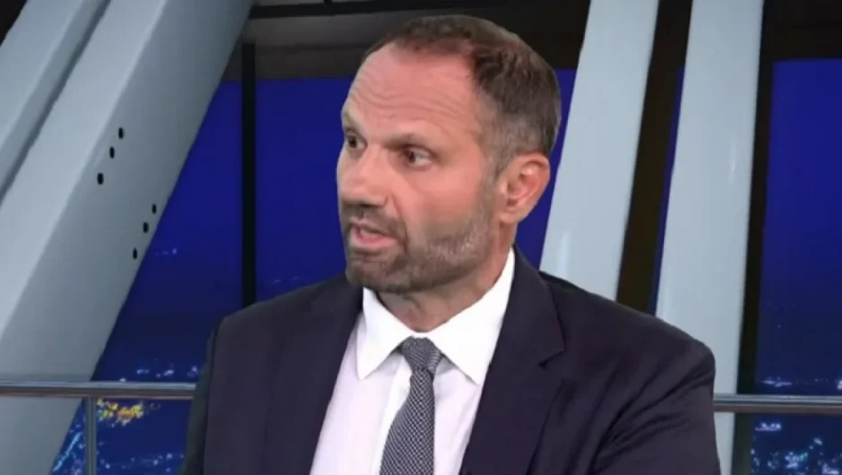 Μανώλης Καπνισάκης: Ποιος είναι το «δεξί χέρι» του Κασσελάκη