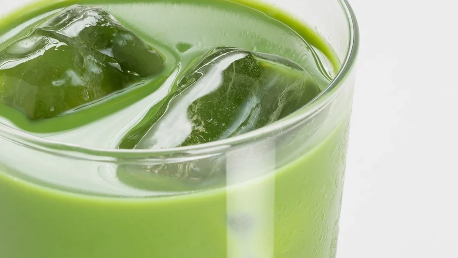 Θρεπτικός χυμός για αποτοξίνωση, ρύθμιση μεταβολισμού και καταπολέμηση φλεγμονών – 7 οφέλη για την υγεία όταν τον πίνετε το πρωί