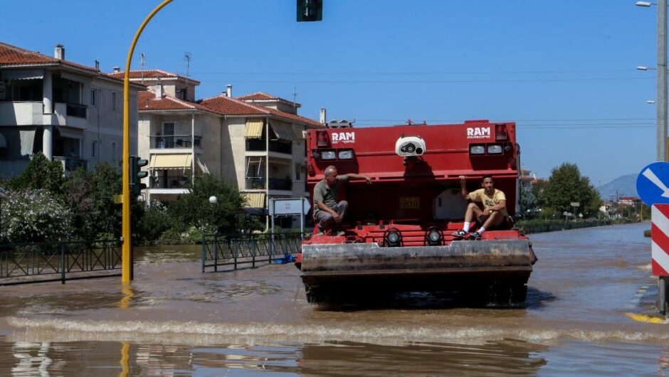 Ιός Δυτικού Νείλου / Ποιες περιοχές κινδυνεύουν περισσότερο λόγω κακοκαιρίας (χάρτες)
