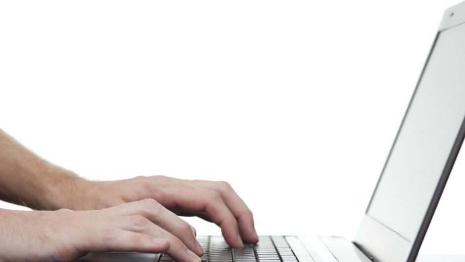 Voucher αξίας έως 18.000 ευρώ για την αγορά ψηφιακών προϊόντων – Ποιους αφορά και πώς επιλέγονται οι προμηθευτές