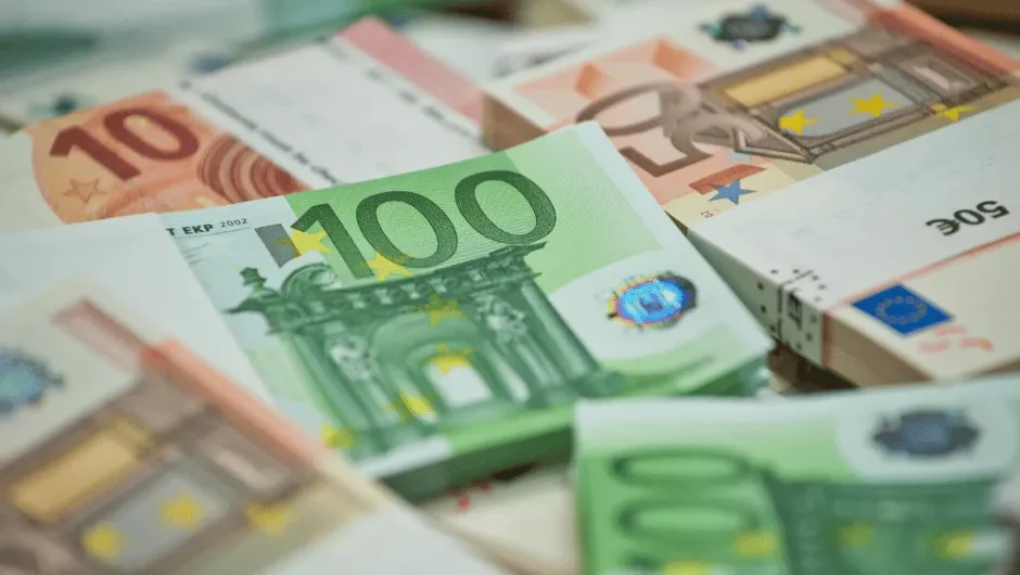 Σε «εκλεκτούς» οι χρηματοδοτήσεις