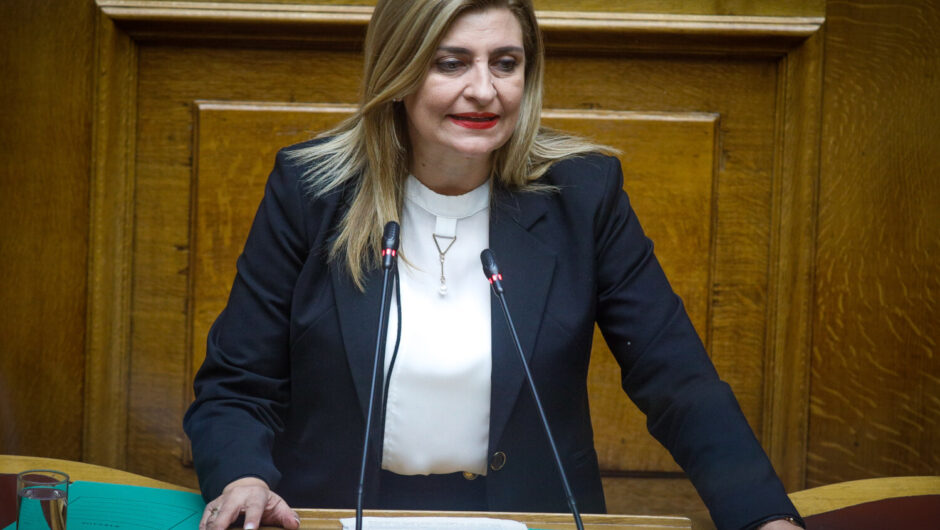 Ε. Λιακούλη: «Απίστευτη ταλαιπωρία των αστέγων πλημμυροπαθών από την κυβέρνηση»