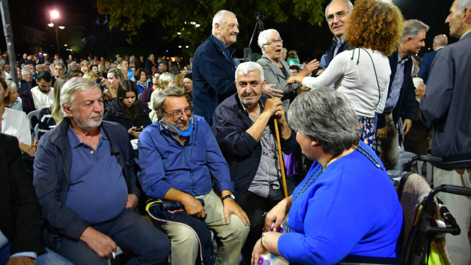 Εικόνες από τη συγκέντρωση Καλογιάννη στην κεντρική πλατεία της Λάρισας