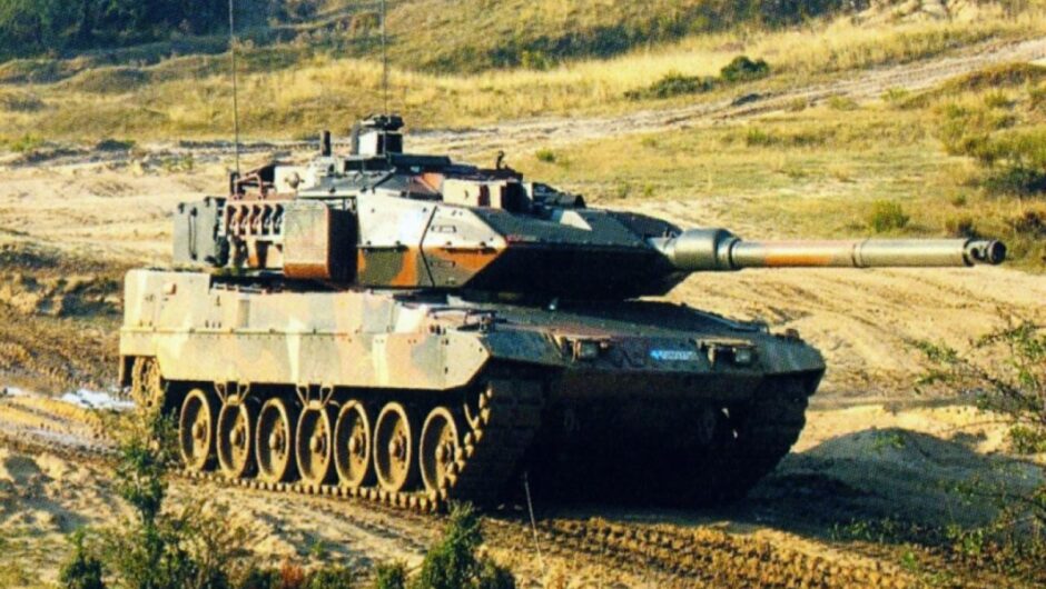 Έβρος: Άρμα μάχης τράκαρε με αγροτικό αυτοκίνητο