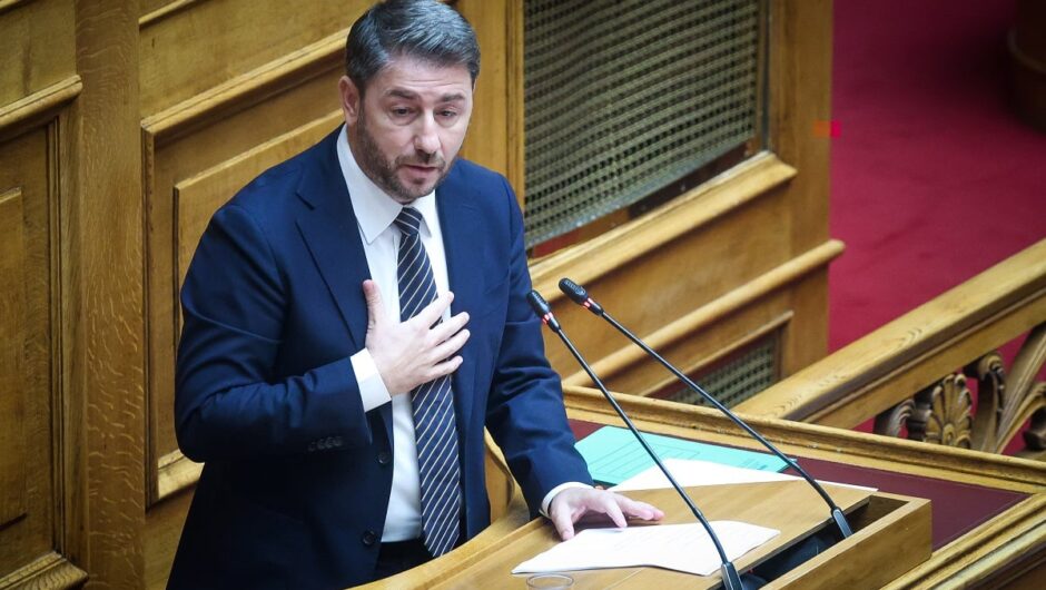 Τα μισόλογα του Νίκου Ανδρουλάκη, όταν δεν δίνει καθαρές απαντήσεις