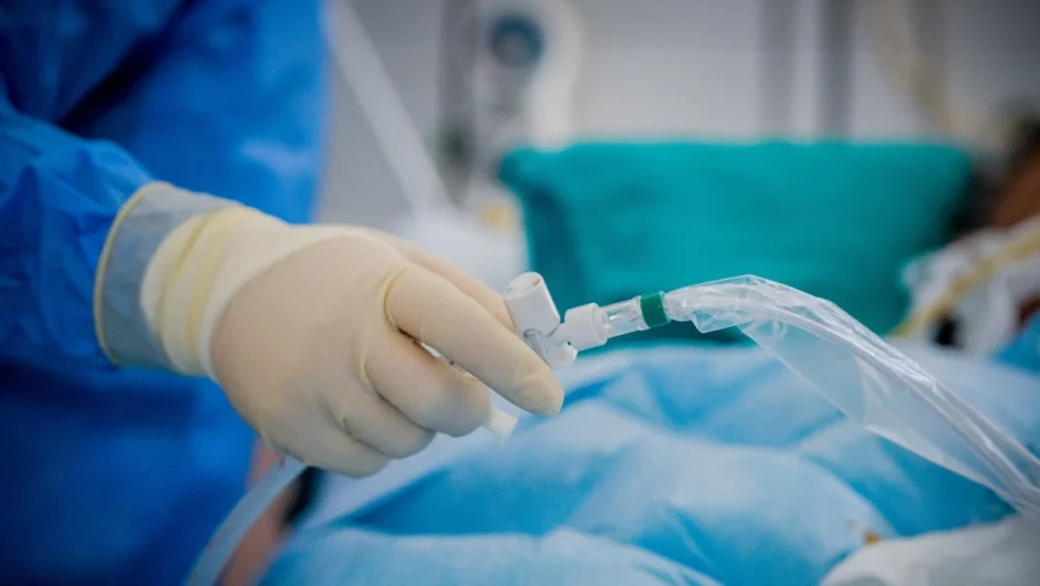 Αναβάλλονται χειρουργεία γιατί ξέμεινε από λεφτά το Νοσοκομείο Καρδίτσας