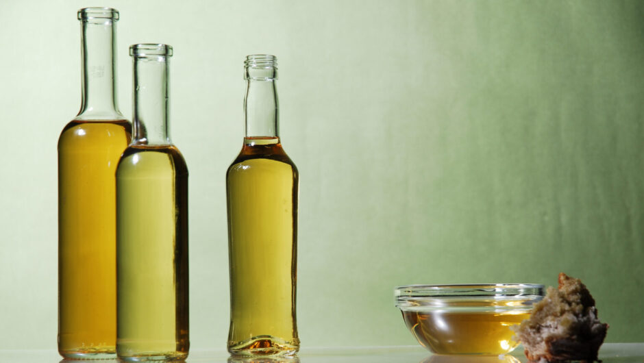 Ελαιόλαδο: Τι σημαίνει «εξαιρετικό παρθένο», τι «παρθένο» και τι «εξευγενισμένο»;