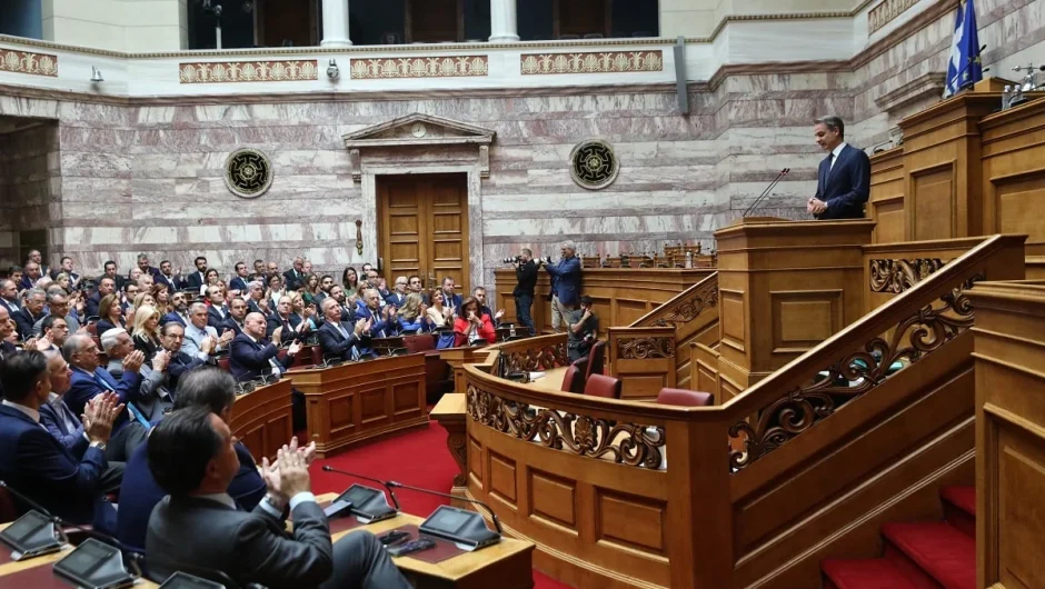 Πρωτοφανείς εκβιασμοί της κυβέρνησης υπέρ των εκλεκτών της στην αυτοδιοίκηση