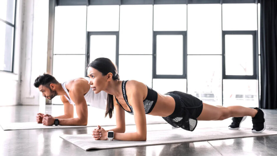 Ζουν πράγματι πιο πολλά χρόνια οι γυναίκες από τους άντρες; Τι ανακάλυψαν οι γιατροί