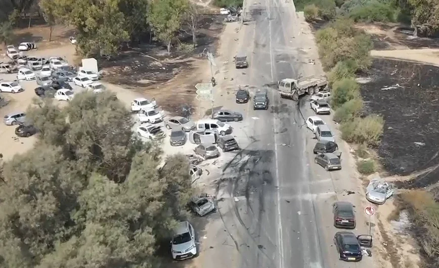Συγκλονιστικά βίντεο μετά την επίθεση της Χαμάς με τους 260 νεκρούς στο μουσικό φεστιβάλ στο Ισραήλ