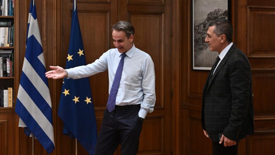Γιά να δείξει ποιός κάνει κουμάντο…