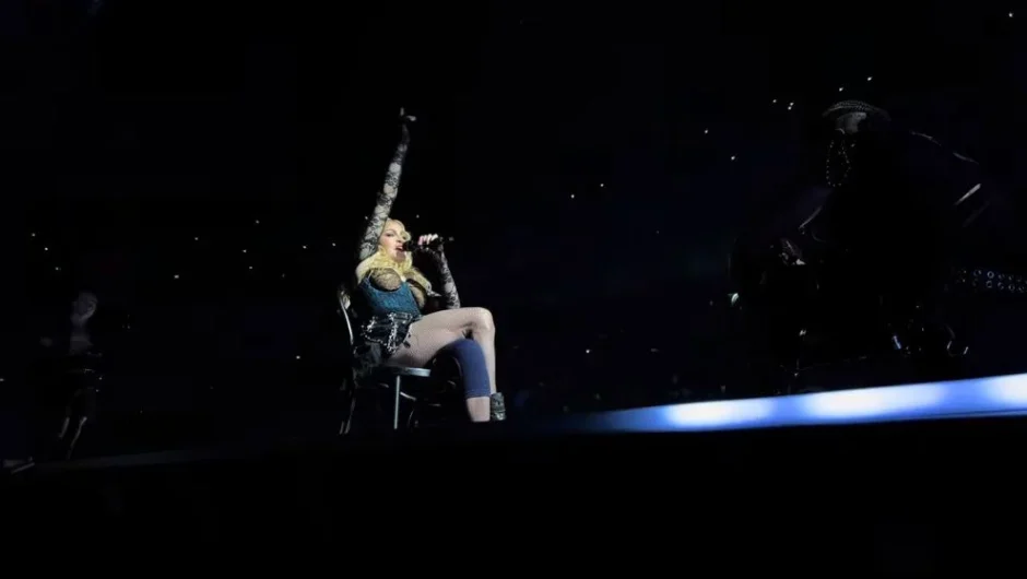 Μαντόνα: Η βασίλισσα της ποπ επέστρεψε – Εκρηκτική εμφάνιση στην πρώτη συναυλία της περιοδείας της