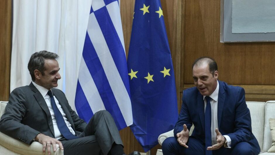Μητσοτάκης – Βελόπουλος / Χέρι-χέρι έχουν αλώσει το ΕΣΡ
