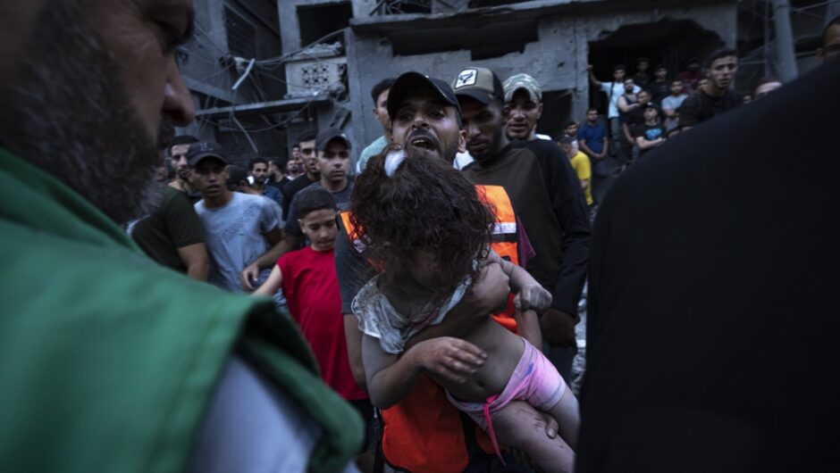 Γάζα – Ισραήλ: Ο θάνατος και η απόγνωση σε 12 εικόνες