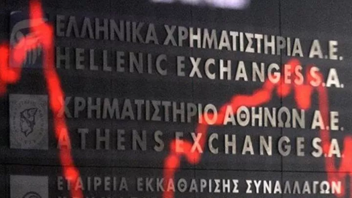 Το Μαξίμου χαίρεται και ετοιμάζει το τελικό χτύπημα, ο Κασσελάκης… αναστοχάζεται, η Εθνική Τράπεζα ετοιμάζεται και η μαρίνα στη Βουλιαγμένη πουλάει… χρυσάφι