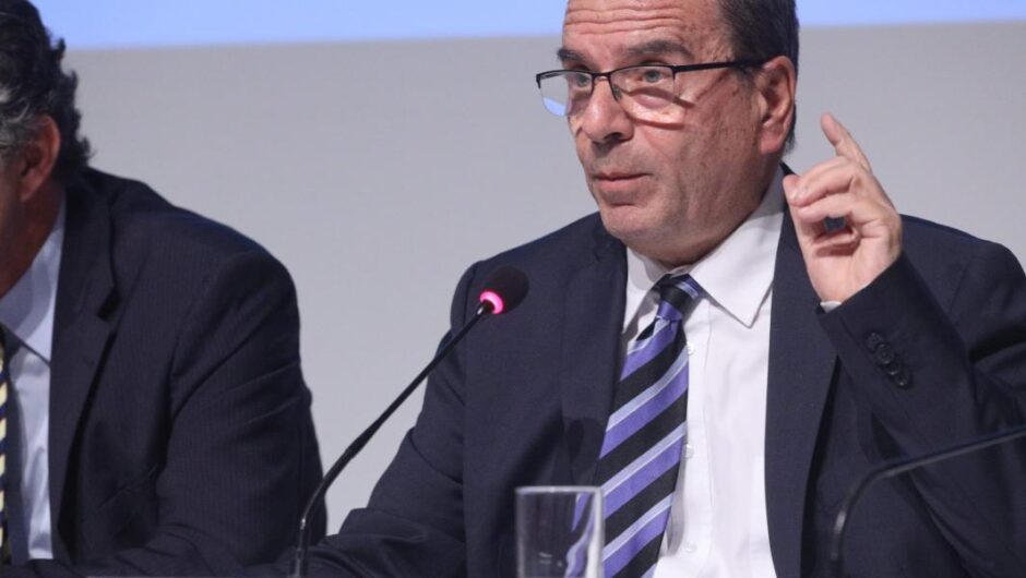 Ελληνικό Watergate / Όταν δάκρυσε ο Ράμμος, οι υποκλοπές πλημμύρισαν την αυλή του Μαξίμου