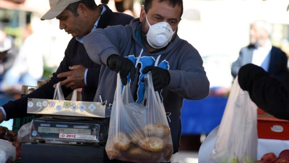 Λαϊκές αγορές / Εξοντωτικές και άδικες κυρώσεις διώχνουν παραγωγούς και πωλητές