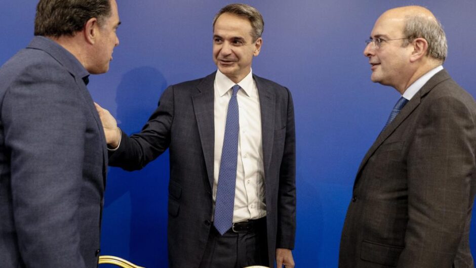 ΝΔ / Τα γαλάζια «ορφανά του Σημίτη» διχάζουν το κόμμα