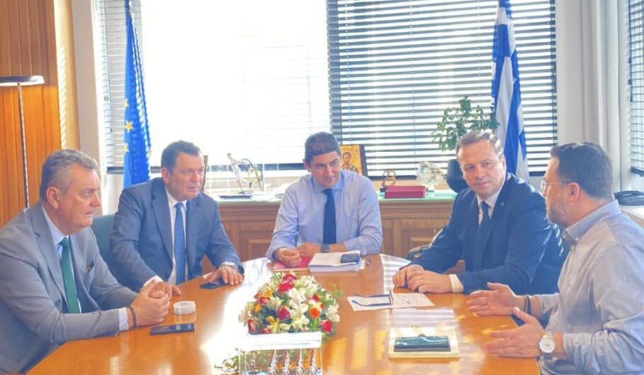 Συνάντηση με τον Υπουργό Αγροτικής Ανάπτυξης για αγρότες και κτηνοτρόφους