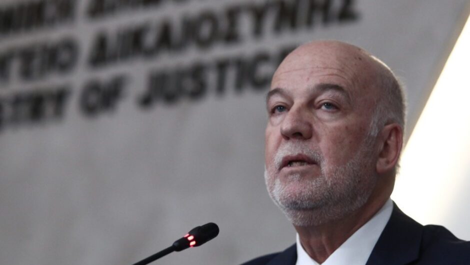 Βάζει τους δημοσιογράφους φυλακή ο νέος Ποινικός Κώδικας του Φλωρίδη