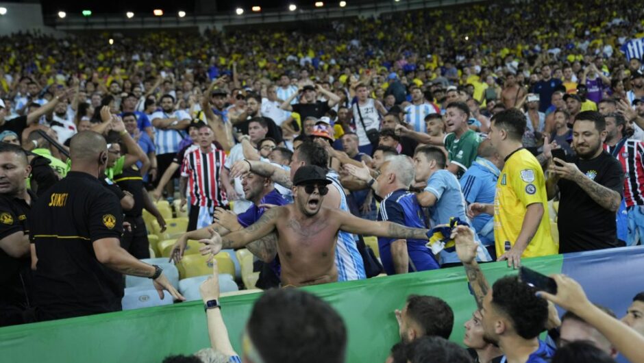 Χάος στο Βραζιλία – Αργεντινή: Επεισόδια στις εξέδρες, τραυματισμοί και… παρέμβαση Μέσι (Photos – Videos)