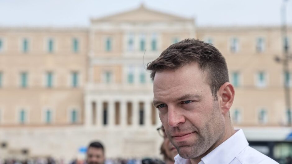 Κασσελάκης για Σημίτη: Ξεχνάμε τη διαπλοκή αυτών των ετών; (Video)