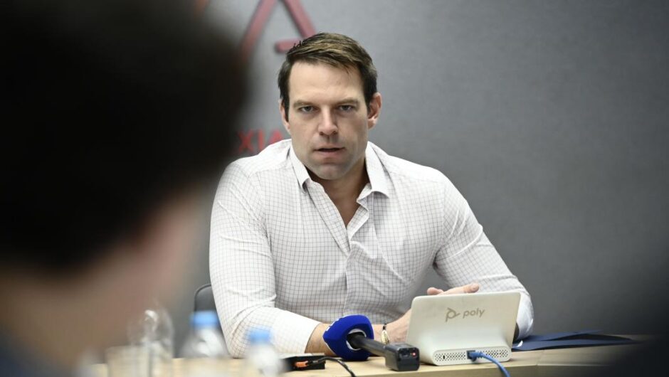 Πρόεδρε, για πρόσεξε!