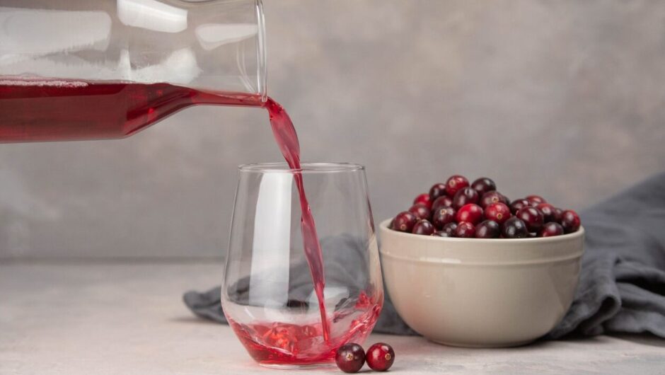 Ο βαθυκόκκινος σούπερ – χυμός που ρίχνει την πίεση και προστατεύει την καρδιά