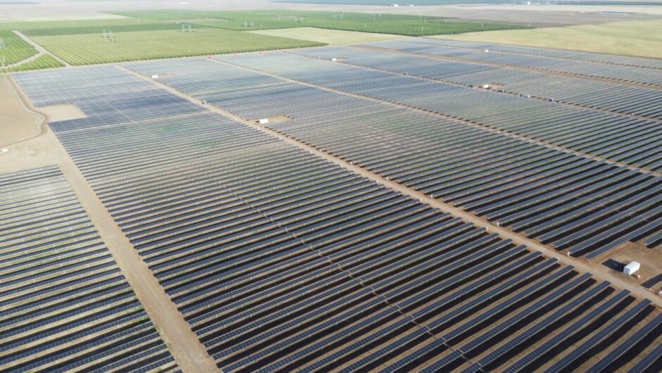 ΥΠΕΝ: «Πράσινο» για το φωτοβολταϊκό των 300 MW στη Λάρισα