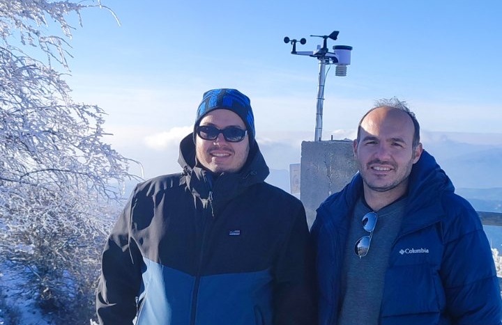 Εγκατάσταση μετεωρολογικού σταθμού στο Καταφύγιο Κισσάβου (φωτ.)