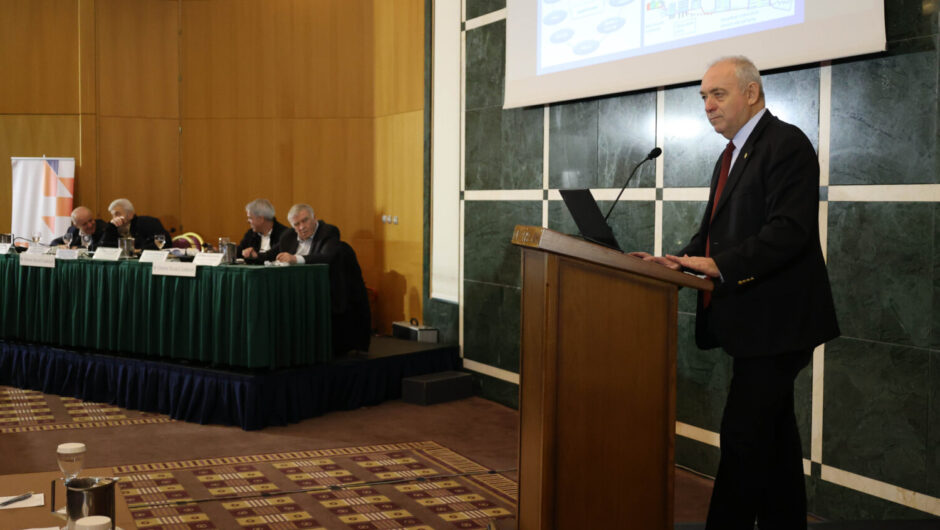 Αυτές είναι οι 10 προτάσεις Λέκκα για τη μείωση της διακινδύνευσης στη Θεσσαλία (φωτ. & βίντεο)