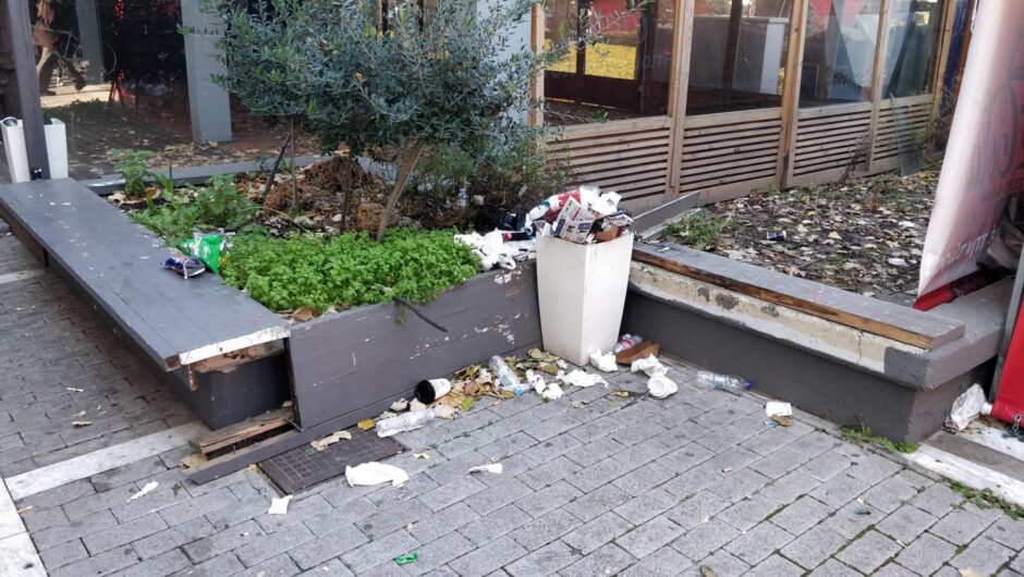 “Βράζουν” τα social media για την απαράδεκτη κατάσταση με τα σκουπίδια στη Λάρισα