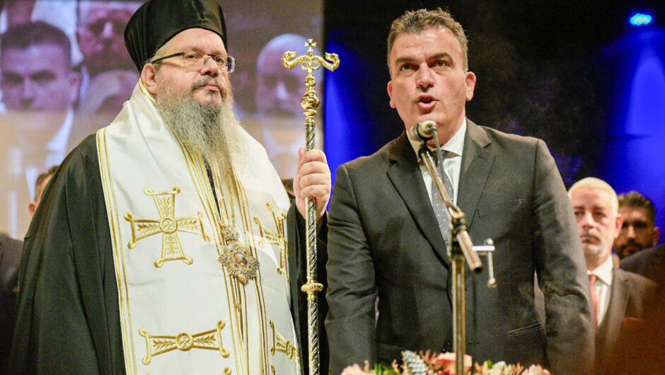 Θανάσης Μαμάκος στην ορκωμοσία του: «Πρωταγωνιστές όλοι οι δημότες στην προσπάθειά μας για μια Λάρισα σπουδαία ξανά!» (φωτό – βίντεο)