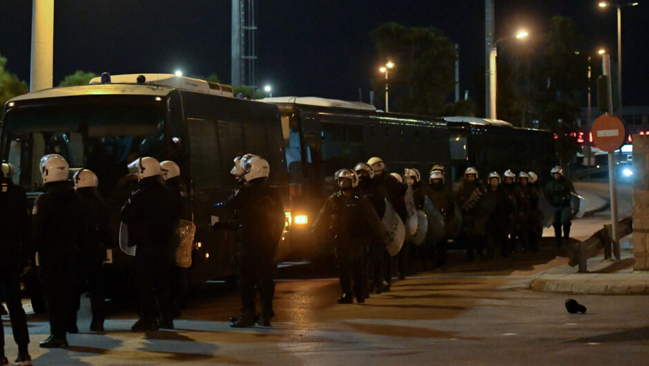 Οπαδική βία: Τα 4 «σκληρά» μέτρα που εξετάζει η κυβέρνηση