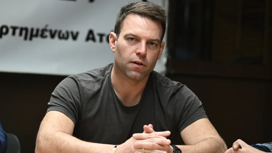 «Θερμό» επεισόδιο Κασσελάκη με τον διοικητή του ΚΕΘΕΑ – Ο έντονος διάλογος on camera (Βίντεο)