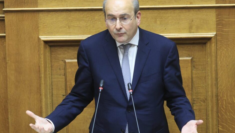 Οι λίγοι οφείλουν τα πολλά στην ΑΑΔΕ