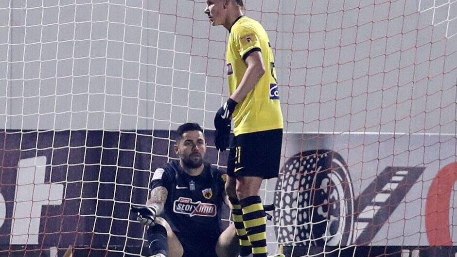 Πανσερραϊκός – ΑΕΚ 2-2: Τραγικό λάθος του Αθανασιάδη, οι Σερραίοι “ξέραναν” την Ένωση στο 94′ με 10 παίκτες