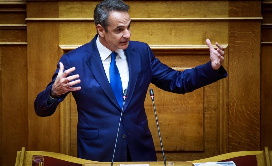 Σύγκρουση αρχηγών  στη Βουλή για το φορολογικό – Πυρετός προετοιμασιών για την άφιξη Ερντογάν