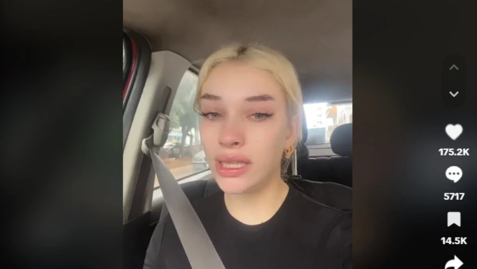 Η TikToker Δήμητρα Λιαράκου καταγγέλλει σεξουαλική παρενόχληση από δημοτικούς αστυνομικούς στην Αθήνα – «Πάμε σπίτι μου να βρούμε την ασφάλεια;»