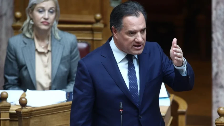 «Κρυφός άσσος» του Μαξίμου ο Άδωνις 